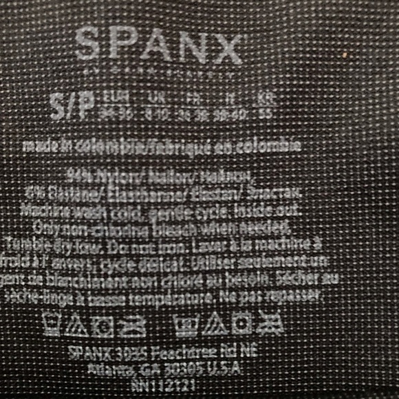 Spanx Look At Me Now Seamless Moto Leggings in Very Black - Picture 5 of 7